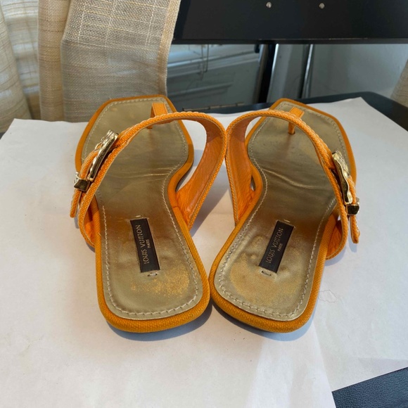 LOUIS VUITTON ORANGE CANVAS THONG SANDALS GOLD BUCKLE SZ 36-6 ITALY FLATS SLIDES - Picture 6 of 10